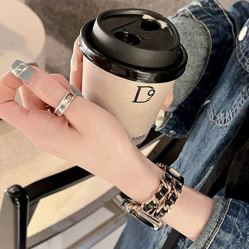 حزام ساعة Apple Watch الفاخر والأنيق ذو السلسلة المزدوجة 